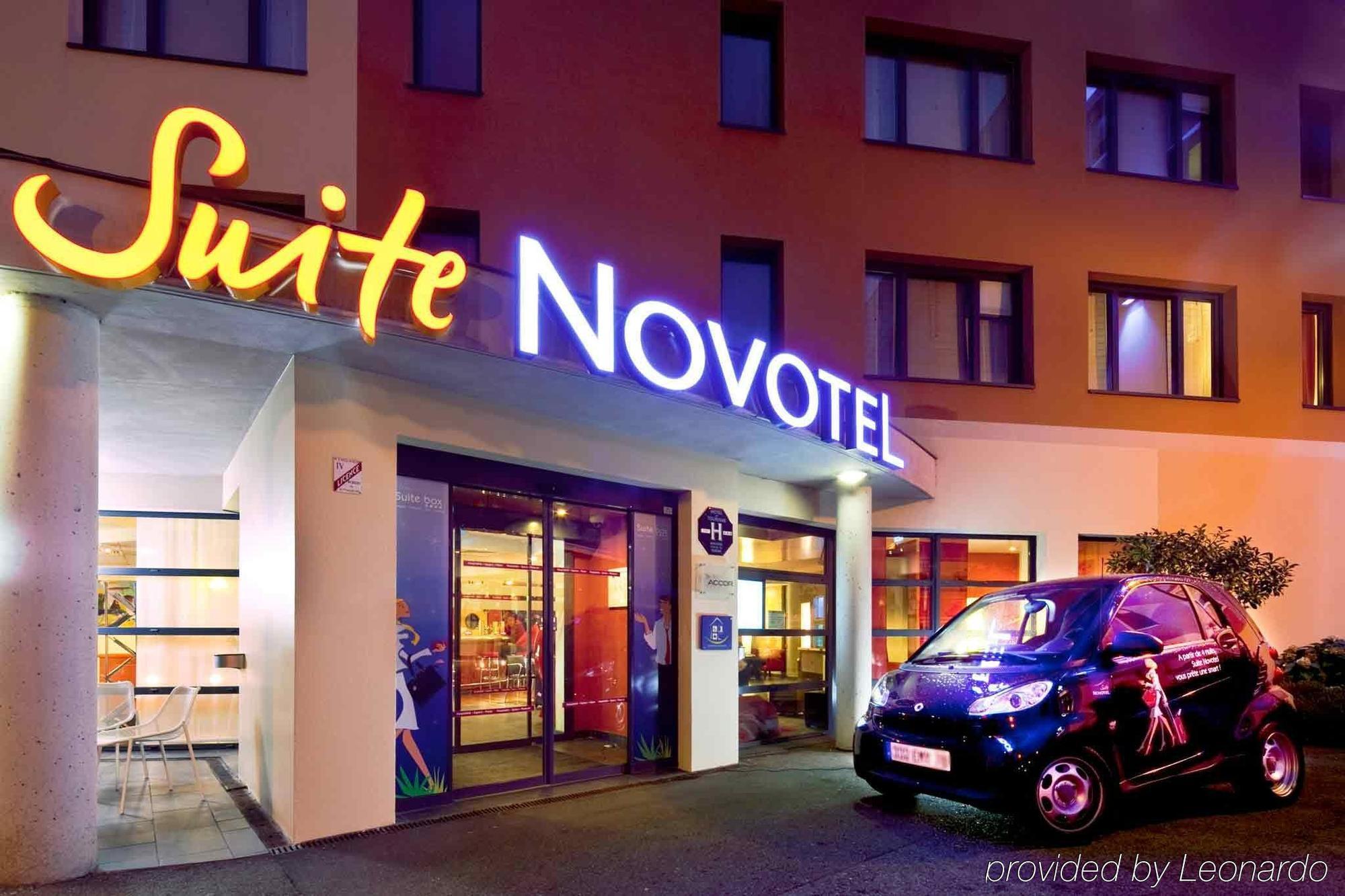 B&B Hotel Velizy Est Exterior photo